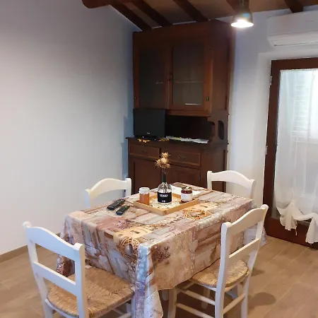 Castelvecchio 3*